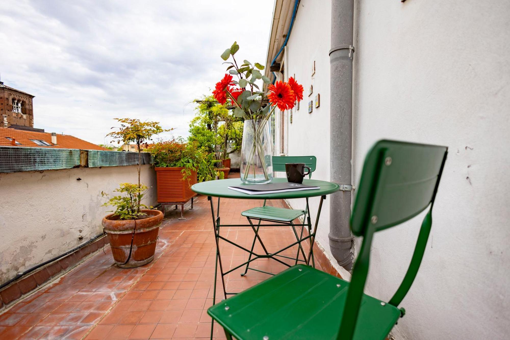 Corso Italia Attic In Milan By 101Flats Apartment Bagian luar foto